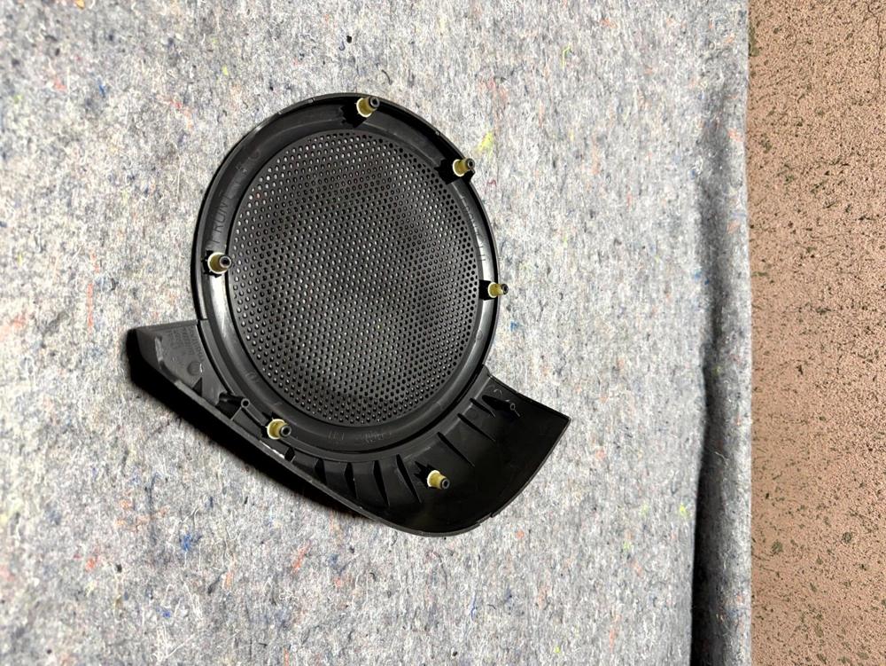 2009-2017 Jeep Patriot Compass Front Left Door Speaker Cover Trim 1AW73TRMAA OEM – photo 2