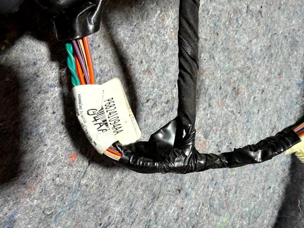 2011-2016 Jeep Compass Latitude Rear Right Door Wire Harness OEM P68241094AA – photo 3