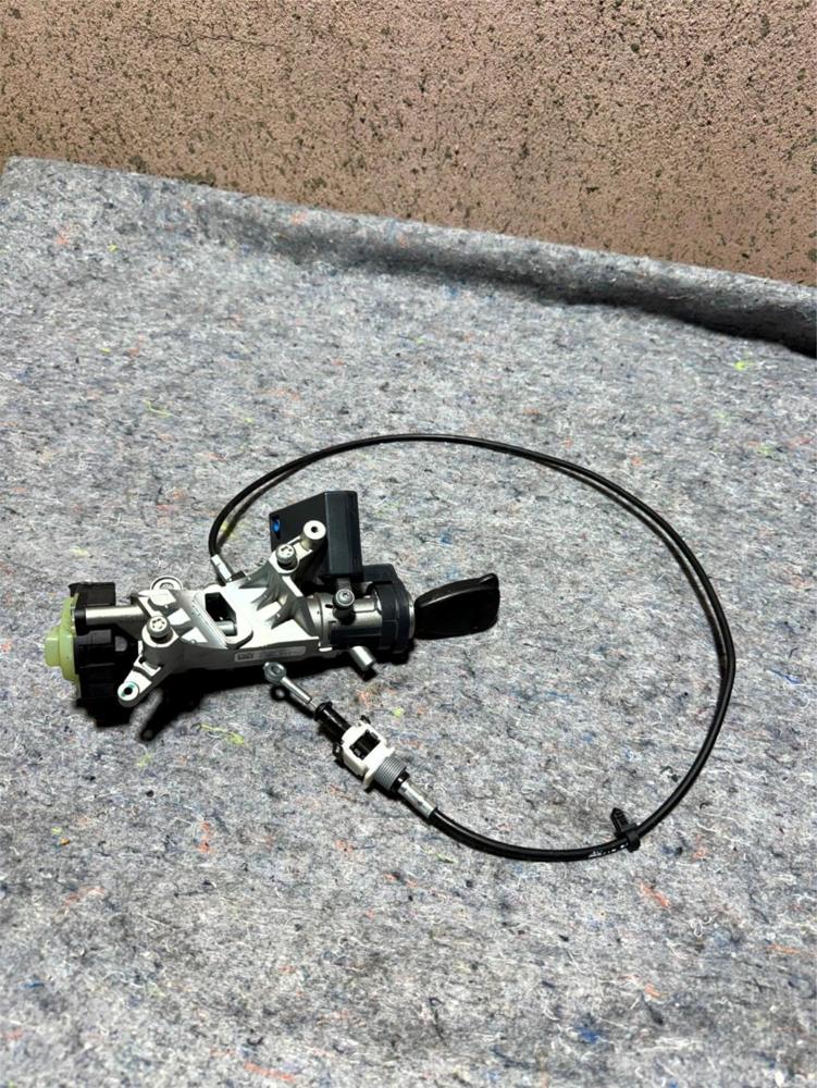 2007-2017 Compass Patriot Ignition Switch Lock Cylinder W/key 05057296AM OEM – photo 1