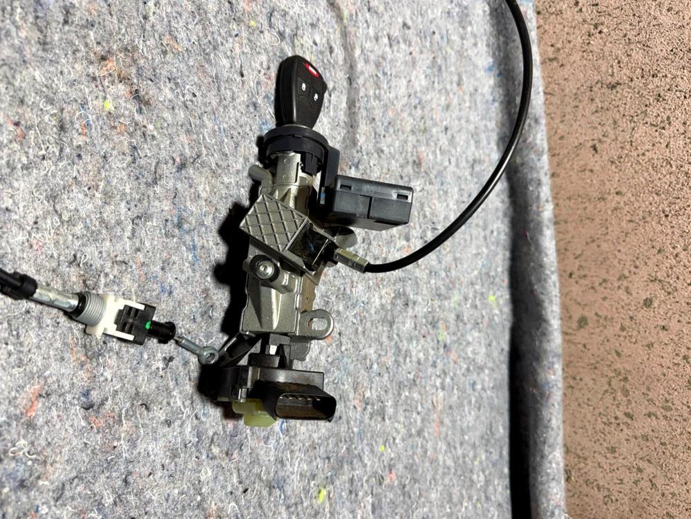 2007-2017 Compass Patriot Ignition Switch Lock Cylinder W/key 05057296AM OEM – photo 3