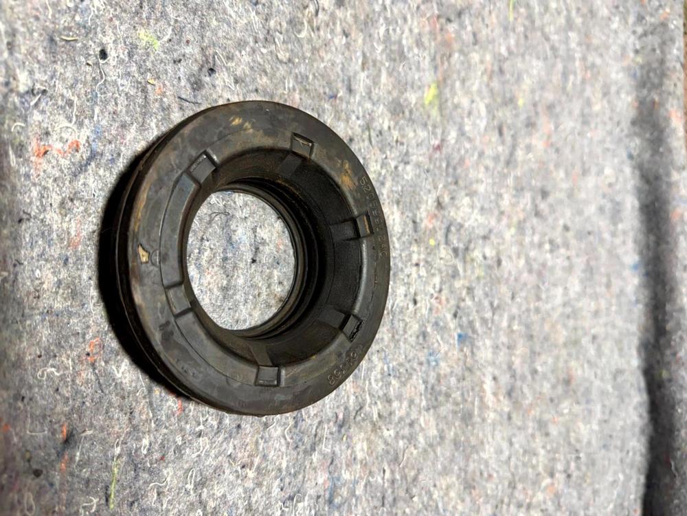 Genuine OEM Mopar Front Coil Spring Insulator for Jeep Wrangler – photo 4