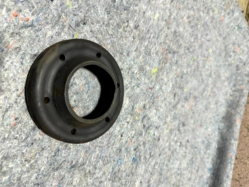 Genuine OEM Mopar Front Coil Spring Insulator for Jeep Wrangler – photo 3