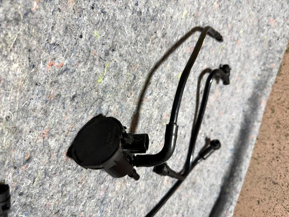 Vapor Canister Purge Valve Solenoid Mopar 04891741AA – photo 4