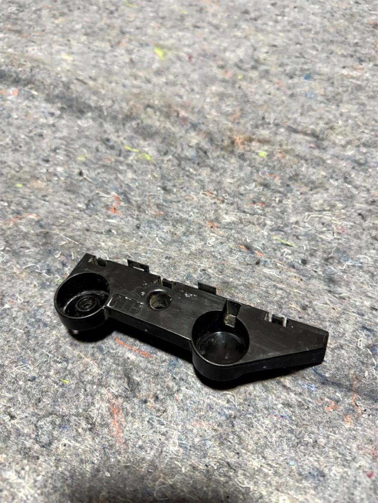 2014-2024 Infiniti Q50 Rear Bumper Left Side Mount Bracket OEM 852254GA0A – photo 1