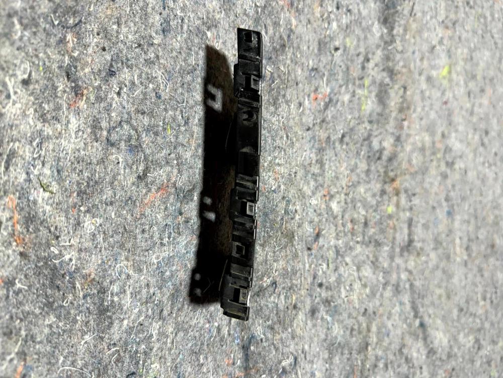 2014-2024 Infiniti Q50 Rear Bumper Left Side Mount Bracket OEM 852254GA0A – photo 4