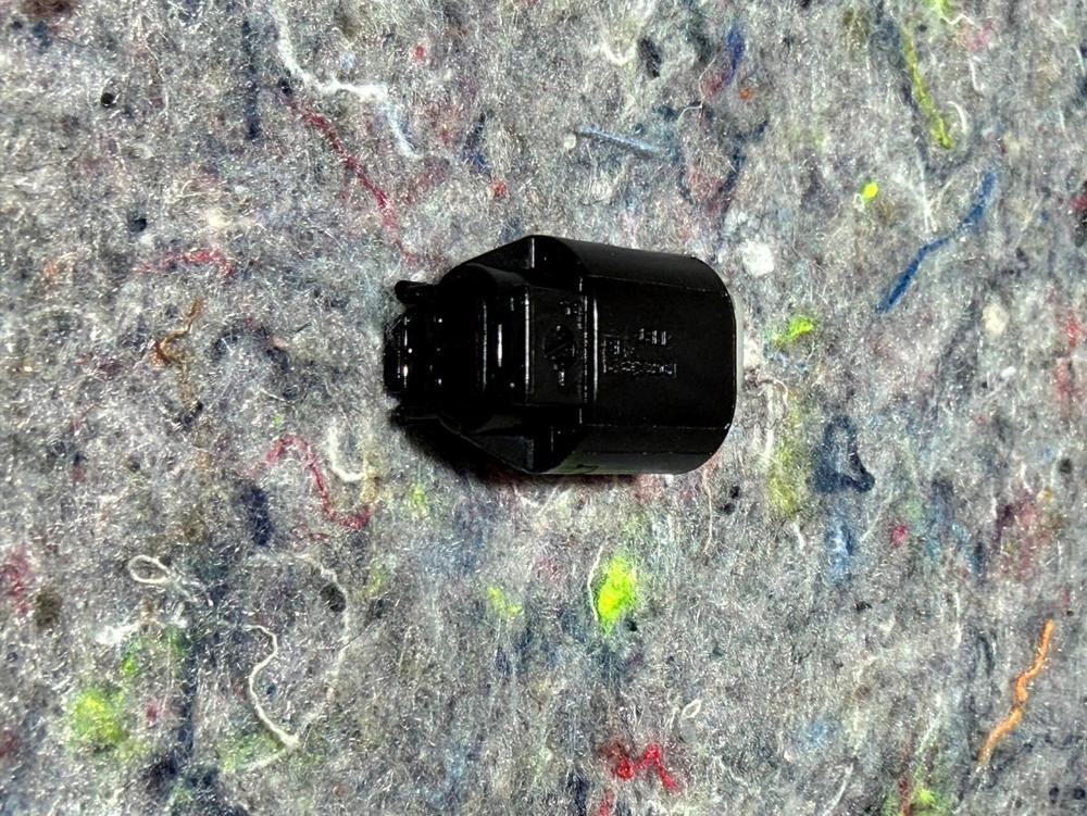 210-540-20-81 Genuine Mercedes Electrical Pin Connector for Mb Van C Class S E R – photo 2