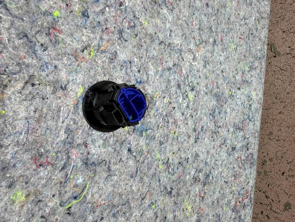 2014-2022 Infiniti Q50 Start Stop Engine Push Button 28590-3JA0A OEM – photo 2