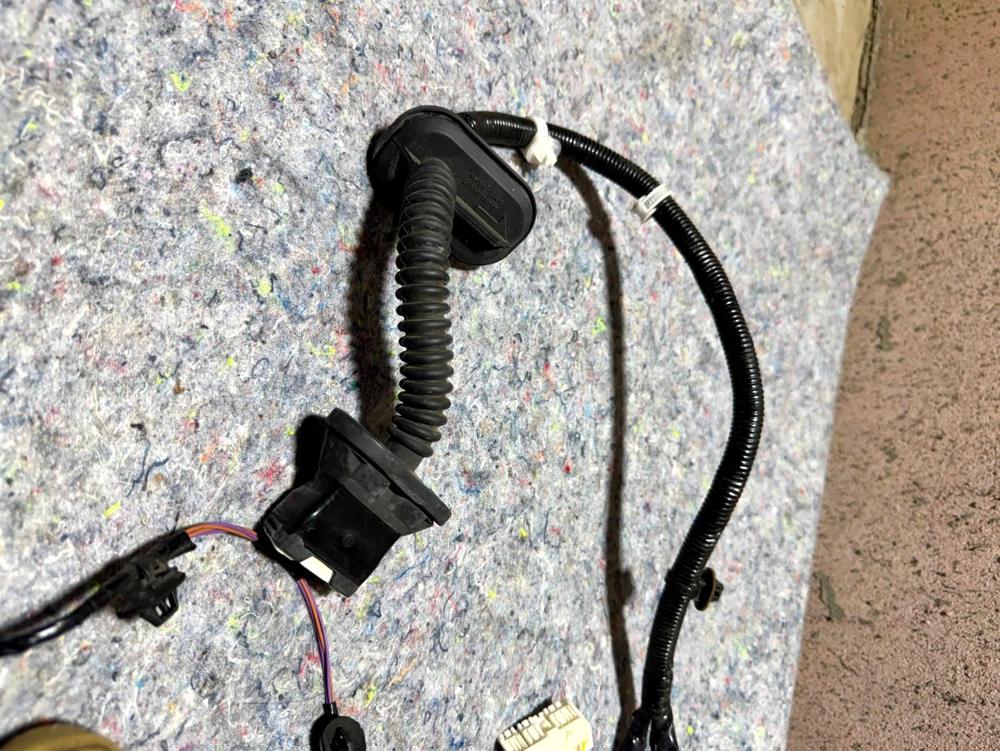 2014-2018 Infiniti Q50 OEM Right Rear Door Wiring Harness 241264GA0B – photo 3