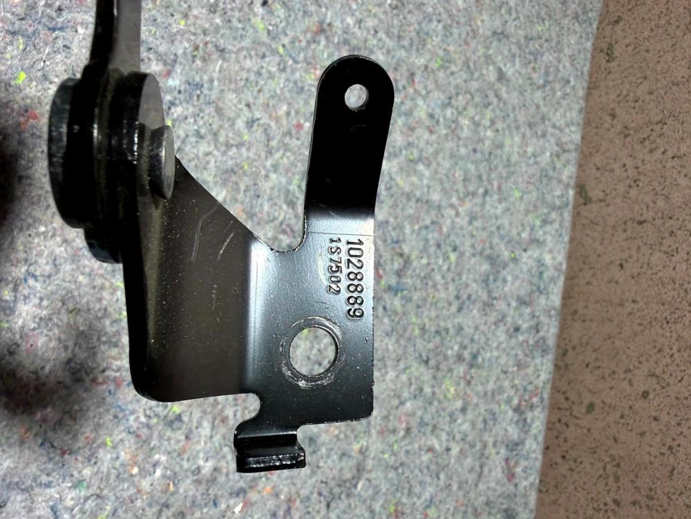 2018-2020 Infiniti Q50 Rear Right Passenger Side Seat Belt Buckle OEM – photo 4