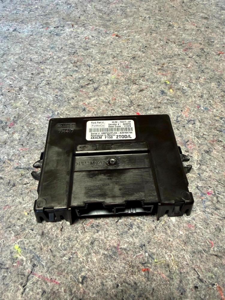 2018 Ford F150 Raptor Transfer Case Sontrol Module OEM HL3V7H417AF – photo 1