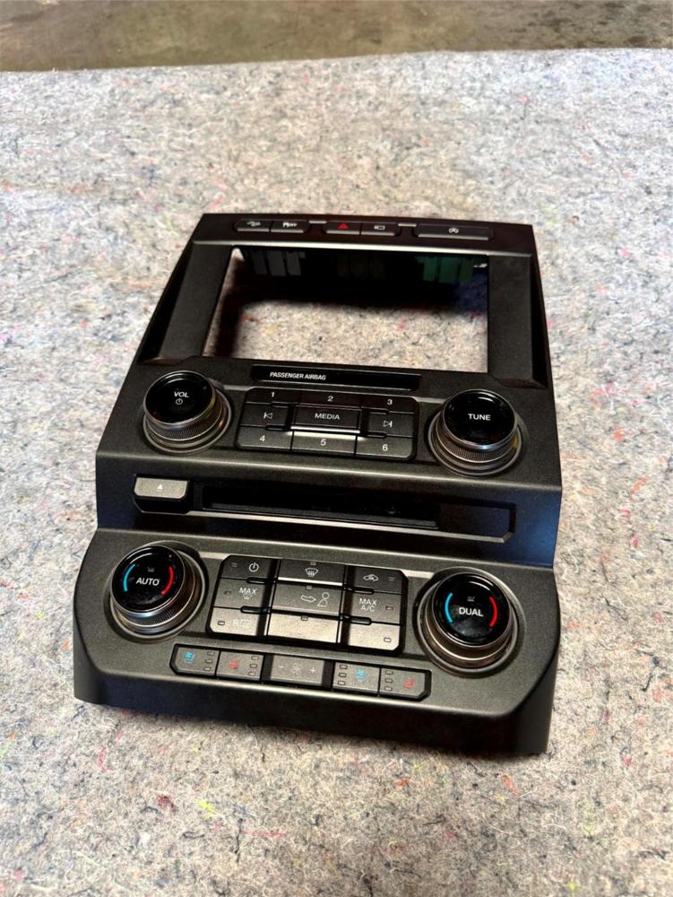 2018 Ford F150 Raptor Radio Temperature Control JL3T18E245UCE – photo 1