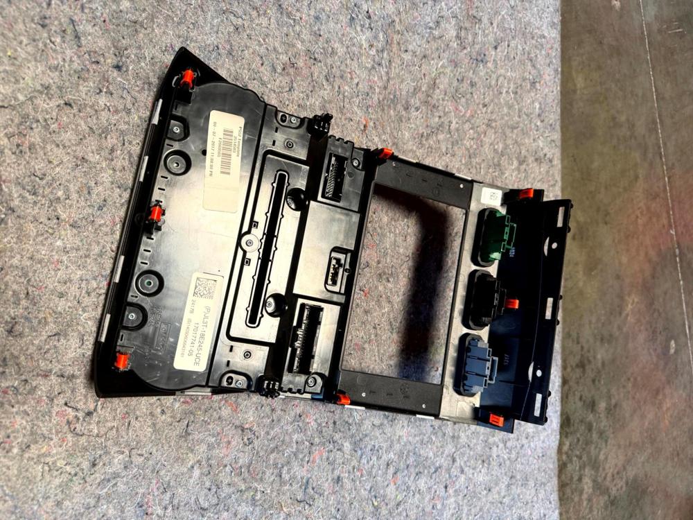 2018 Ford F150 Raptor Radio Temperature Control JL3T18E245UCE – photo 2