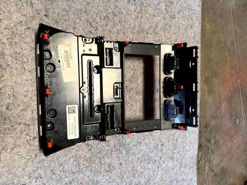 2018 Ford F150 Raptor Radio Temperature Control JL3T18E245UCE – photo 4