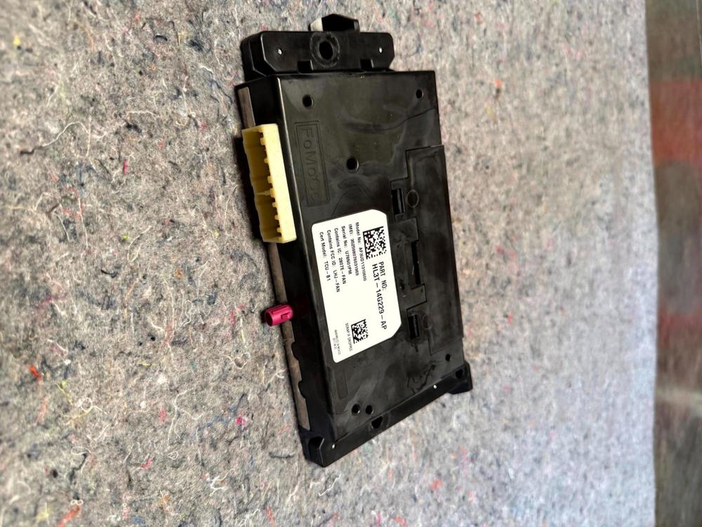 2018 F150 Shelby Raptor Telematic Communication Control Module HL3T-14G229-AP – photo 4