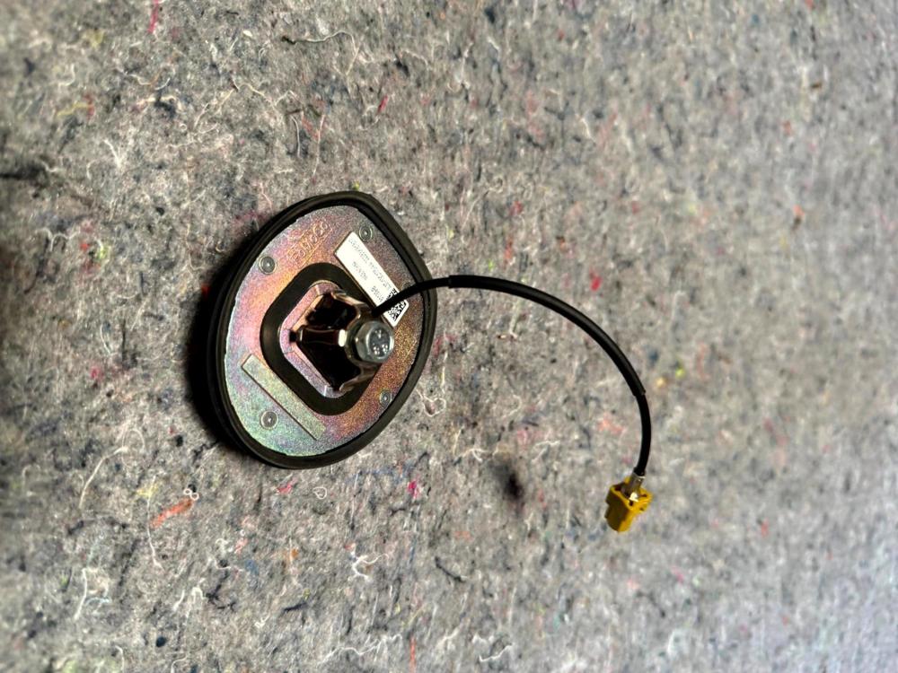 2017-2020 Ford F150 GPS Navigation Satellite Radio Antenna JL3T-19C175-AA – photo 2