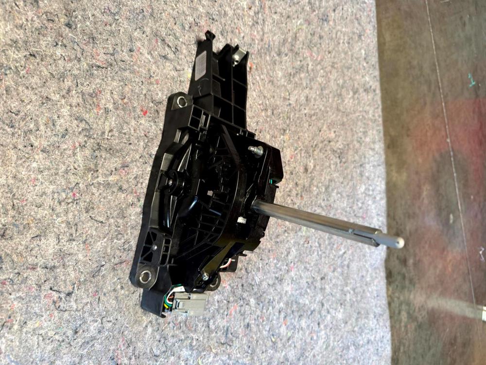 2015-2017 Ford F150 Raptor Automatic Trans Floor Gear Shifter Assembly OEM – photo 2