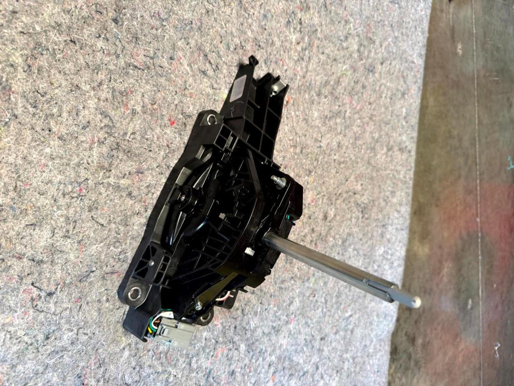 2015-2017 Ford F150 Raptor Automatic Trans Floor Gear Shifter Assembly OEM – photo 3