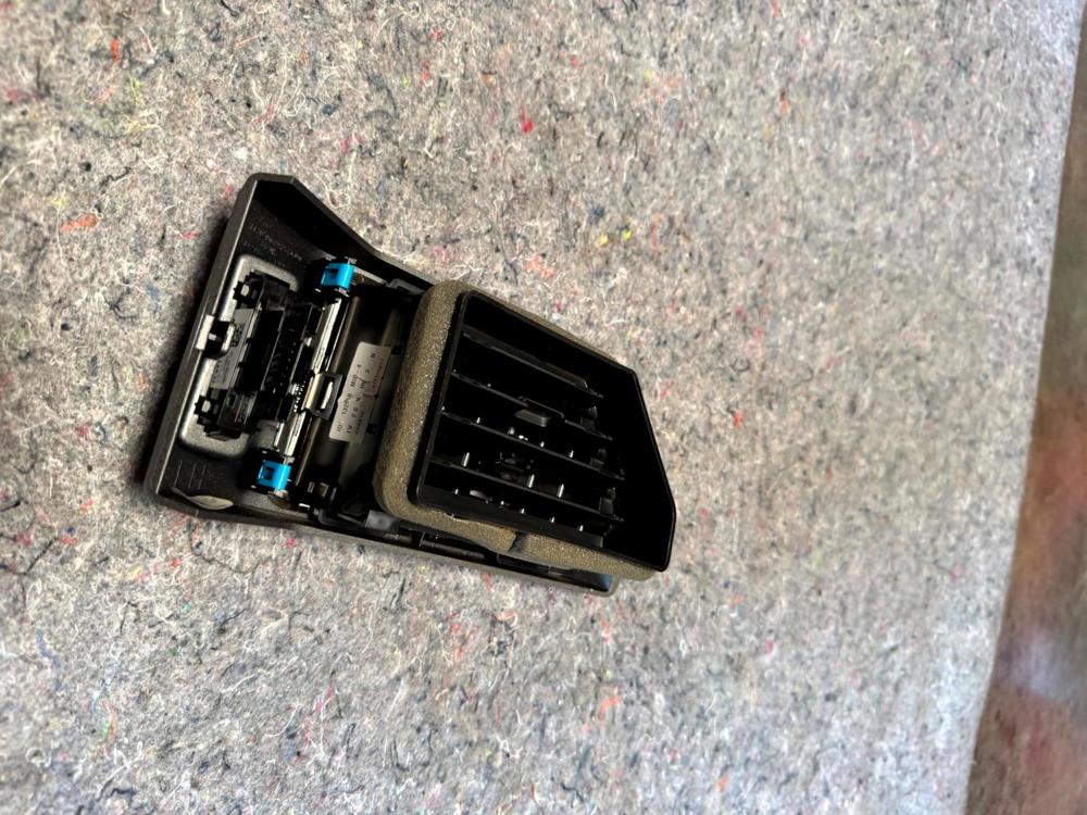 2020 Ford F150 Raptor Front Left Right & Center AC Air Vent Set (4) W/trim – photo 2