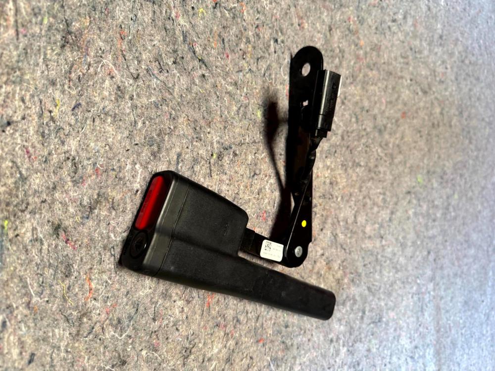 Ford F150 Raptor OEM Rear Left Seat Belt Buckle Receiver FL3B-16613G45-GH – photo 4