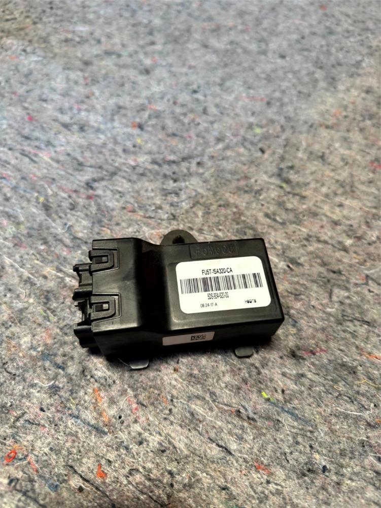 2015-2020 Ford Raptor OEM Light Lamp Control Module FU5T-15A320-CA – photo 1