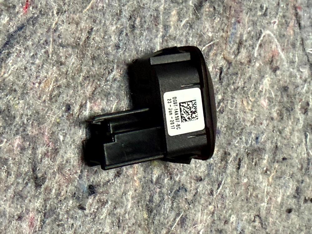 2015-2020 Ford Raptor Ambient Light Sun Load Tempurature Sensor DG9T-14A597-BC – photo 4
