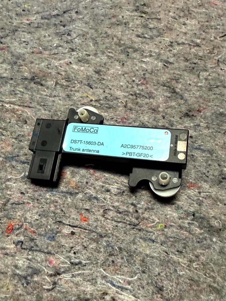 2015-2020 Ford Raptor Keyless Entry Antenna Module Unit OEM DS7T15603DA – photo 1