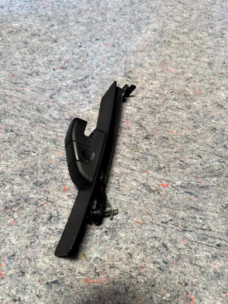 2015-2020 Ford Raptor B Pillar Seat Belt Adjuster Bracket 34252107C OEM – photo 1
