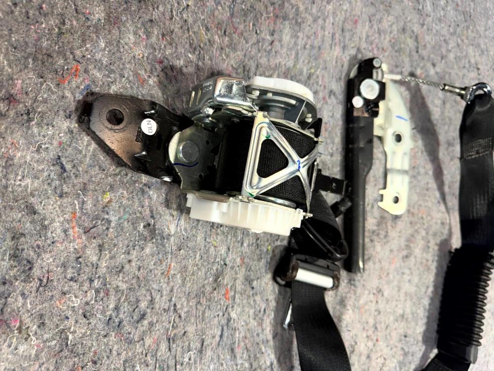 2015-2020 Ford Raptor Front Passenger Seat Belt Retractor JL3BC699D64AF3ZHE – photo 3