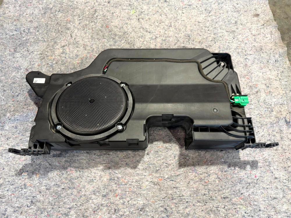 2018-2020 Ford F150 OEM B&0 Subwoofer Speaker JL3T19A067KB OEM – photo 1