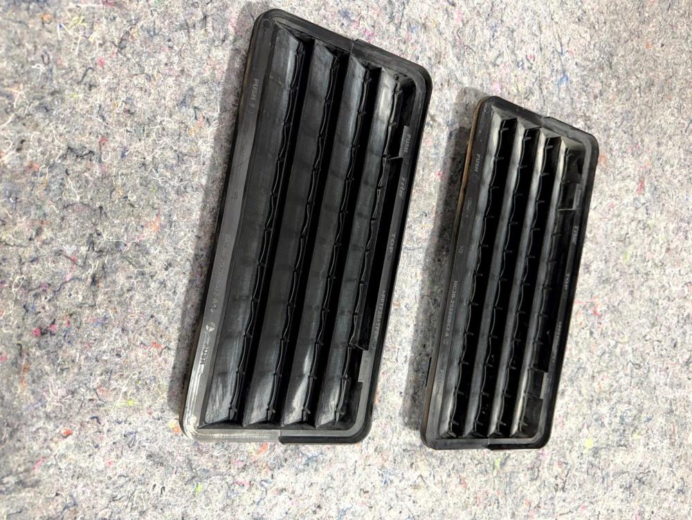 2018-2026 Ford Raptor Rear Right & Left Air Vent Grille OEM HC3B25280B62A – photo 4