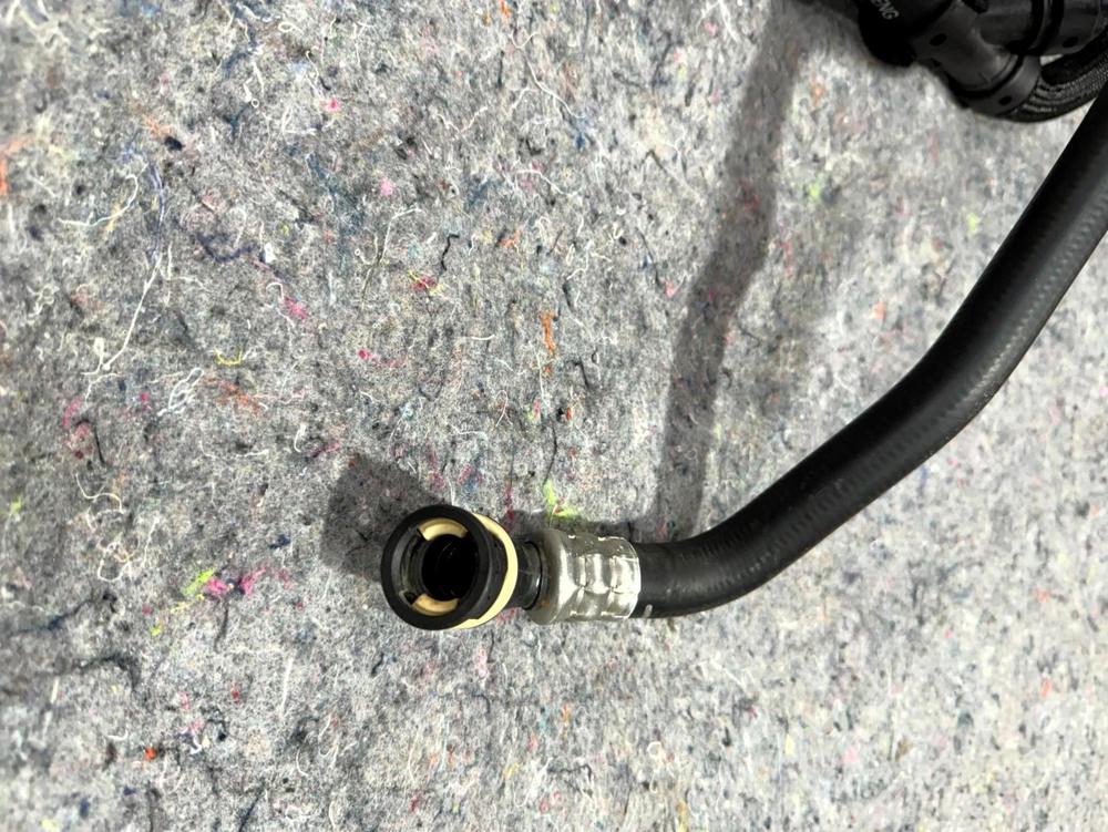 2018-2024 Ford Expedition 3.5L V6 Engine Coolant Pipe OEM – photo 2
