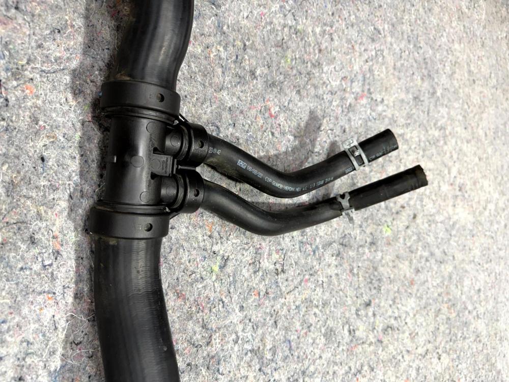 Genuine Ford 2011-2017 Expedition F150 Lower Coolant Hose BL3Z-8286-A – photo 4