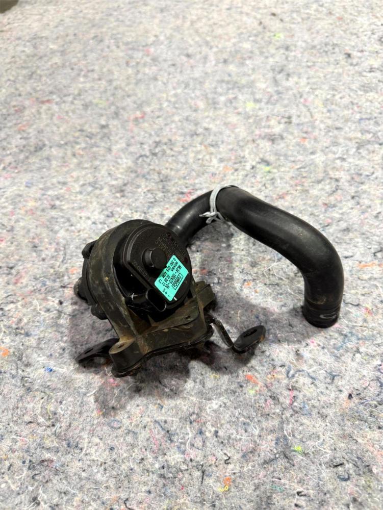 2022-2024 Ford Expedition 3.0L Engine Auxiliary Water Coolant Pump ML3418D473EE – photo 1
