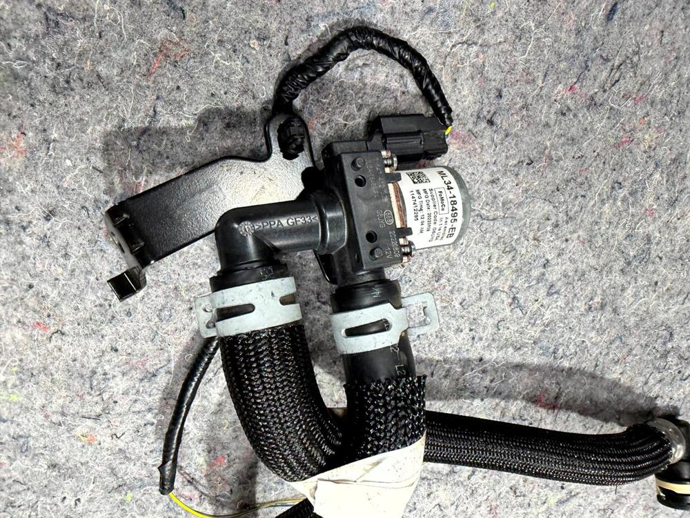 2021-2023 Ford F150 Heater Water Coolant Control Valve Solenois ML3418495EB OEM – photo 4
