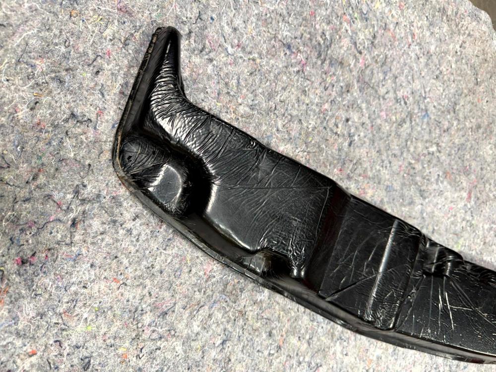 Ford F150 Raptor Fender Insulator Front OEM – photo 2