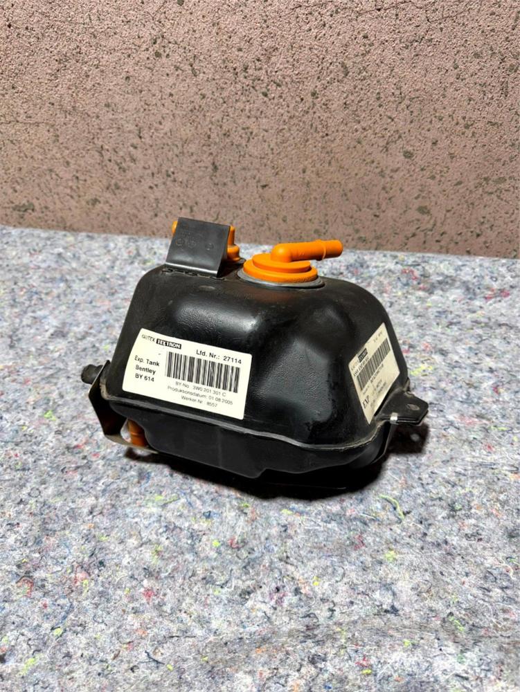 Fuel Expansion Tank 3W0201301C Bentley Continental Flying Spur 2006 – photo 1