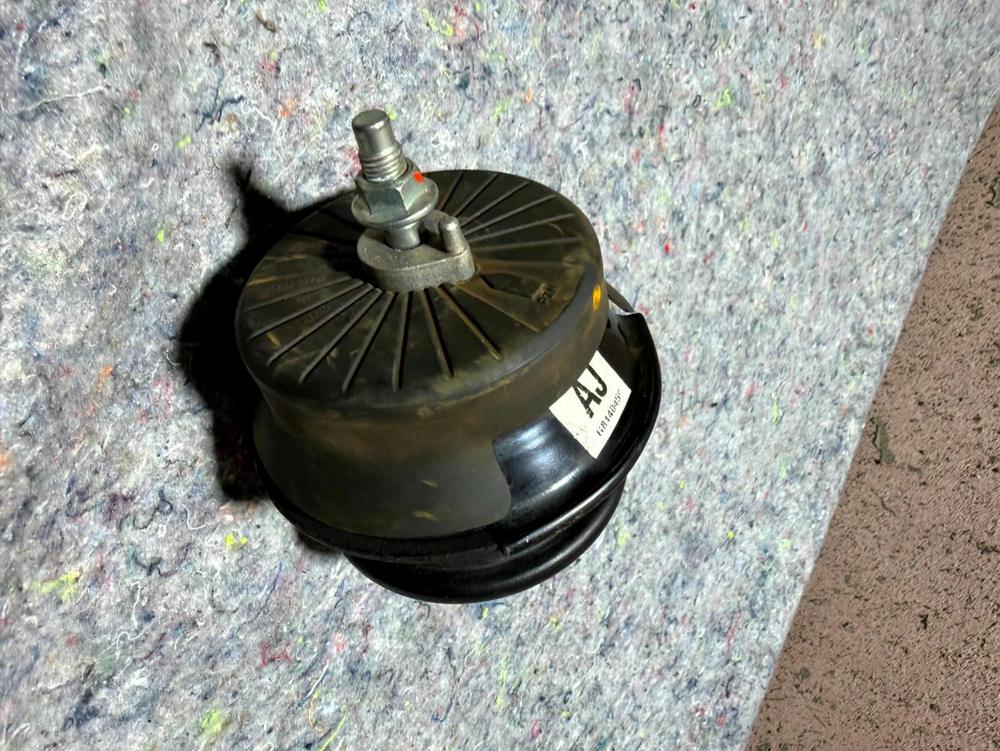 14-23 Infiniti Q50 3.0L Front LH or RH Engine Mount Bracket Insulator OEM 4K Mil – photo 4