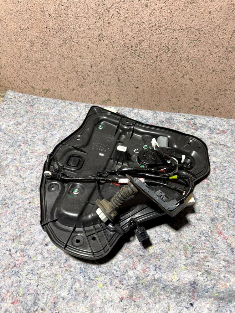 16 Toyota Scion Ia Rear Left Door Window Regulator&motor W/carrier OEM DA6C7397X – photo 1