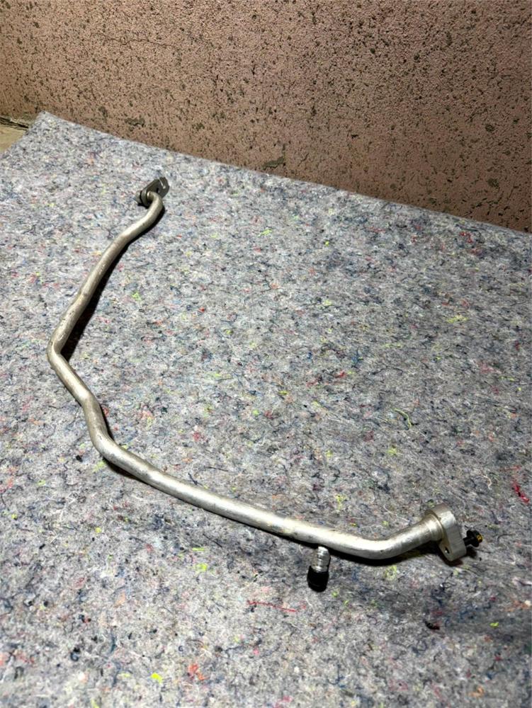 Infiniti Q50 3.7 AC Hose Lone 2014-2018 OEM – photo 1