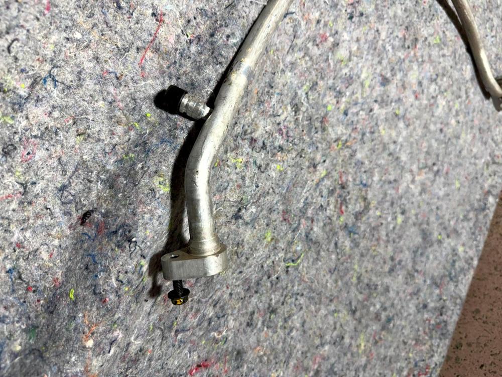 Infiniti Q50 3.7 AC Hose Lone 2014-2018 OEM – photo 3