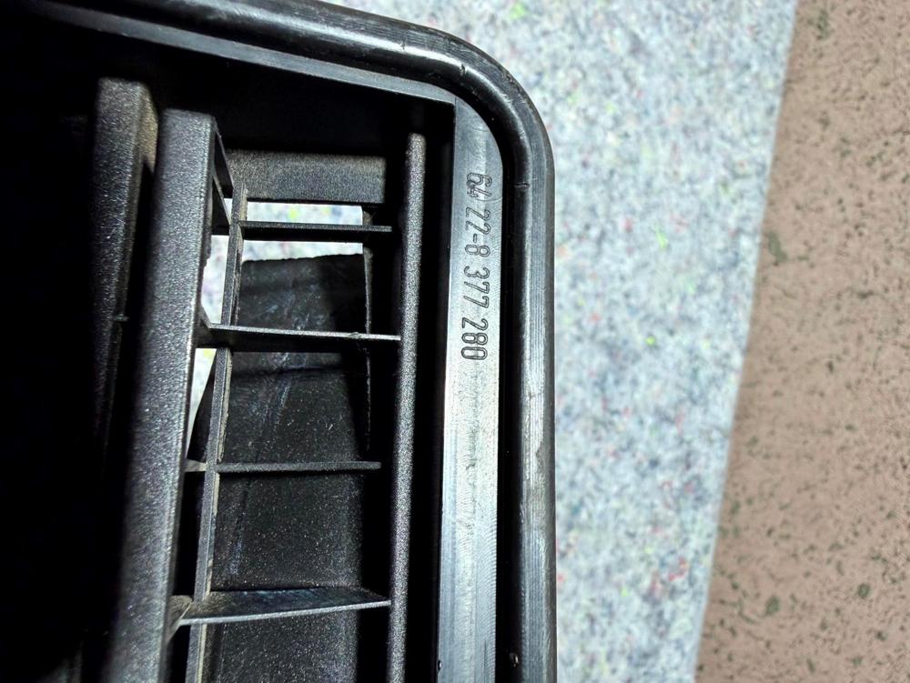 2000-2006 BMW E46 330CI 325CI 325I 330I M3 Trunk Vent Breather 64228377280 – photo 2