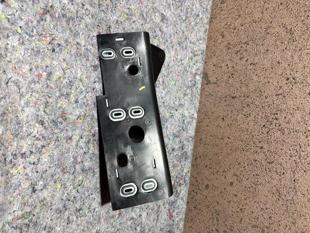 Bentley Continental GT Foot Rest Plate 3D1863233 – photo 3