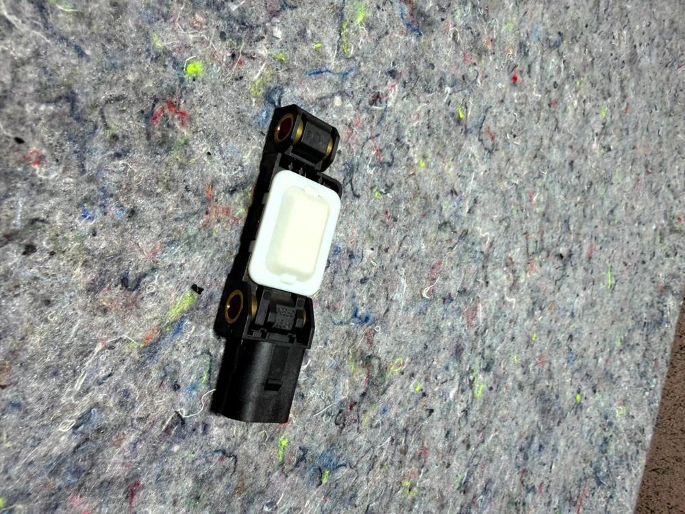 06 Porsche Cayenne 955 - Rear Side Sensor 4B0959643E – photo 4