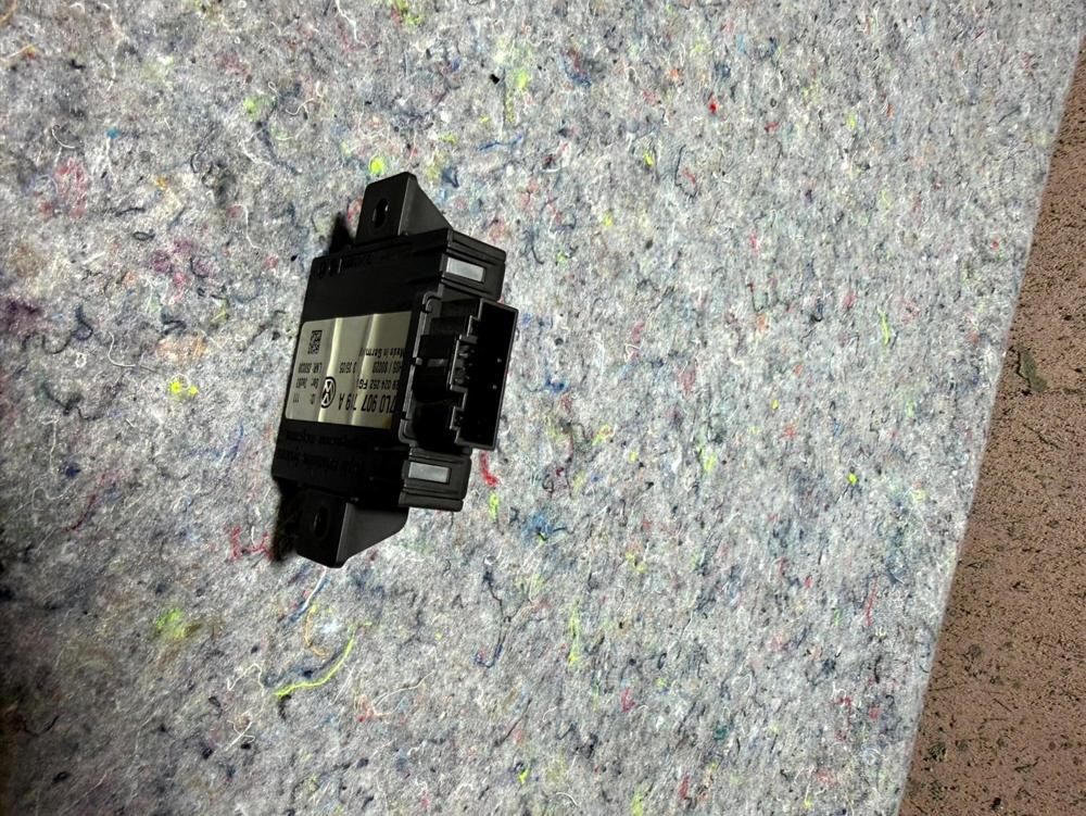 2003-2010 Porsche Cayenne Anti Theft Locking Control Module 7L0900719A OEM – photo 4