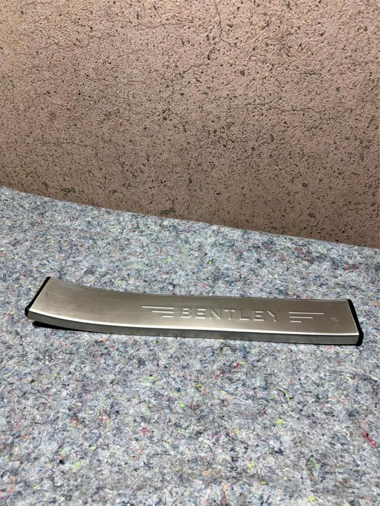 06-12 Bentley Continental Rear Right Door Sill Step Plate Trim OEM 3W5853540B – photo 1