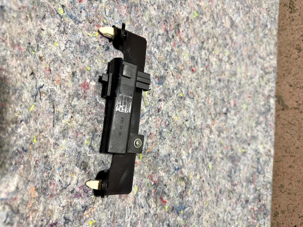 06-12 Bentley Contitnental Flying Spur Keyless Entry Module 3D0909141E OEM – photo 2