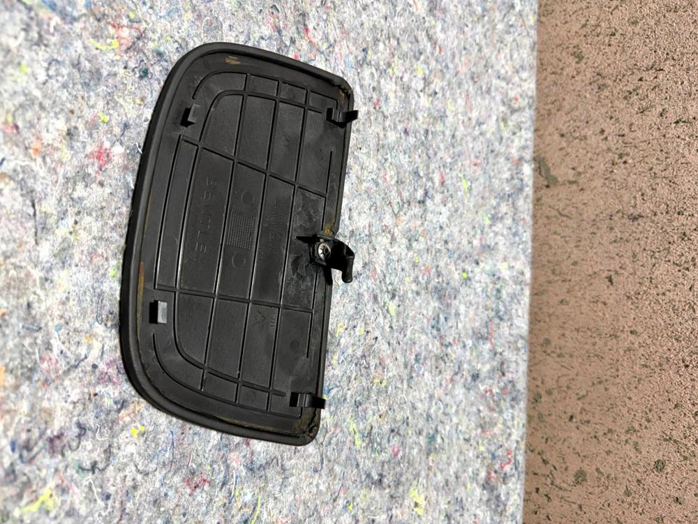Bentley Continental Flying Spur OEM Rear Deck Left Side Panel Trim Cover 05-13 – photo 2