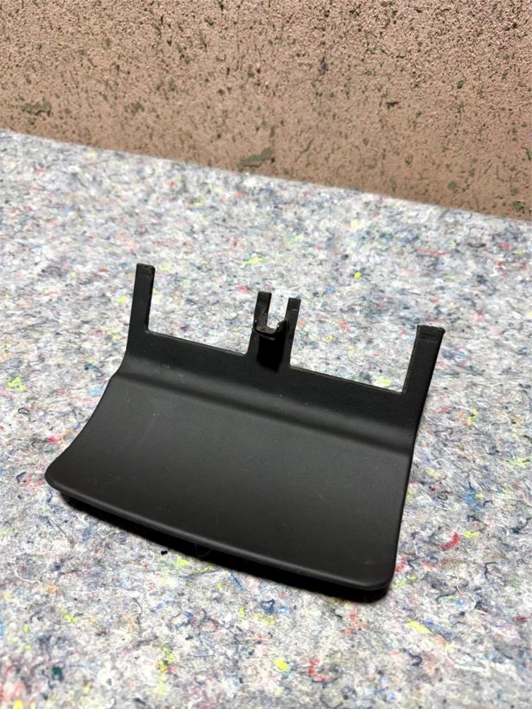 06-12 Bentley Continental Flying Spur Center Console Filler Trim 3W5863535A OEM – photo 1