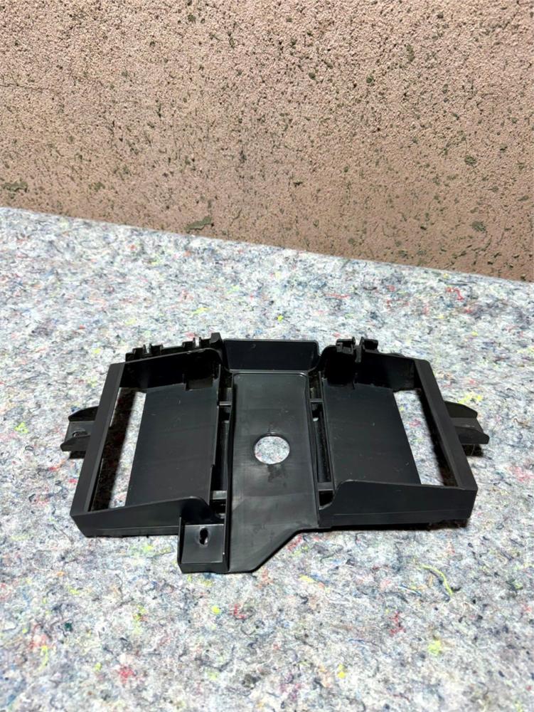 2003-2018 Bentley Continental Flying Spur ECU Bracket Mount 3D0959507F – photo 1