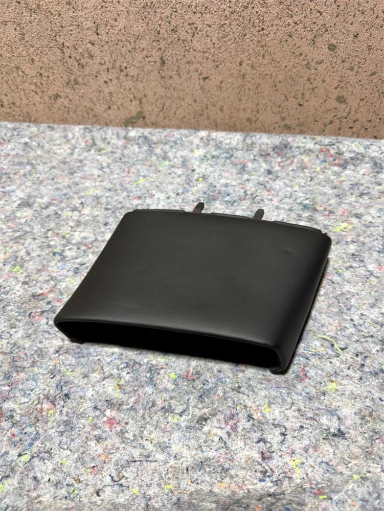 Bentley Continental Flying Spur B Pillar Trim Cover Right Driver Side 3W5867664 – photo 1